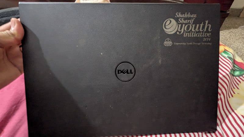 Dell Inspiron 15 i3 4th gen 1