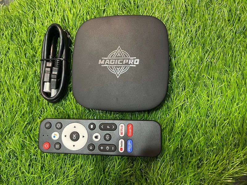 American Android TV box available 8/128 Box pack 1