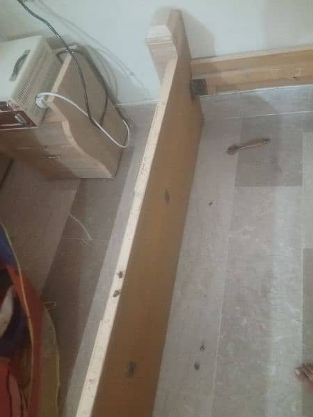 double bed without  form center lakadi damage my number 03131209586 6