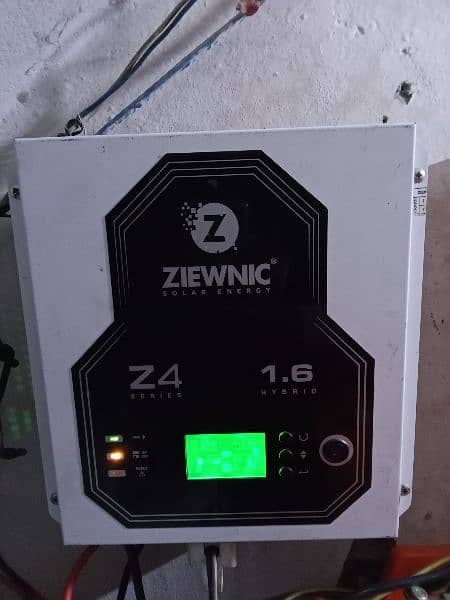 Z4 Series - SOLAR HYBRID INVERTER 1.6 (KVA 0