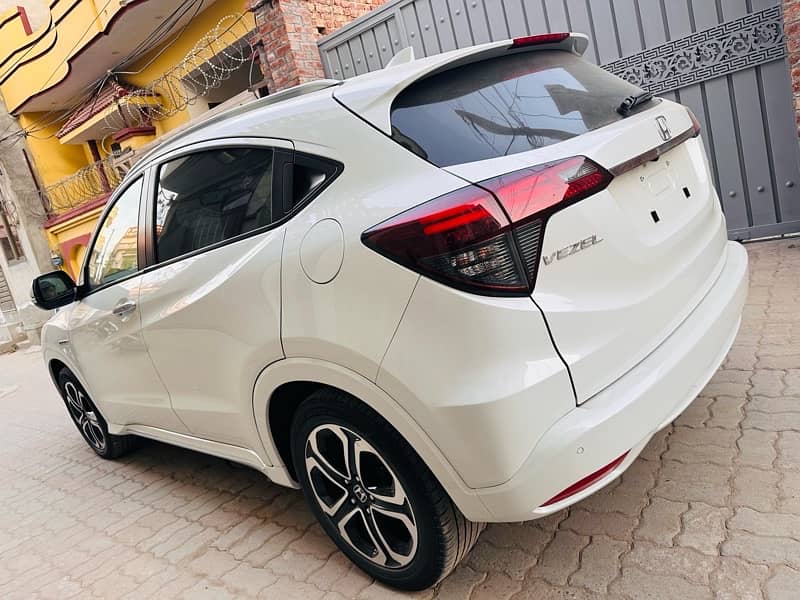 Honda Vezel 19