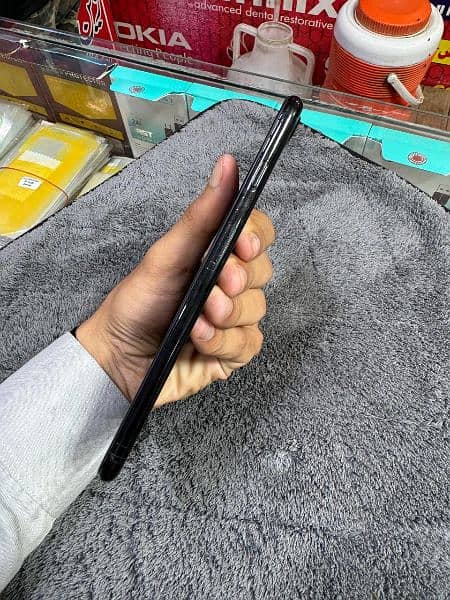 iphone 7 plus PTA 128 3