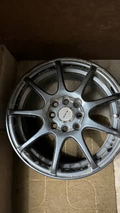 15 inch 4 nut alloy wheel