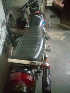 united hy . good condition bike . . . . . 0308.9337. . 385 ya number p