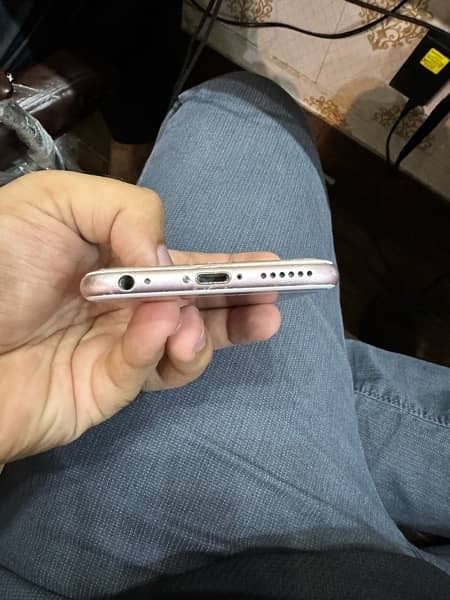 Iphone 6s 64GB PTA Approved 5