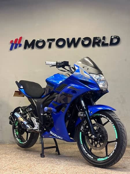 Suzuki gixxer 150cc efi engine ( sports heavy bike) 0