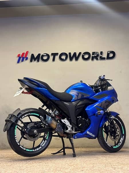 Suzuki gixxer 150cc efi engine ( sports heavy bike) 4