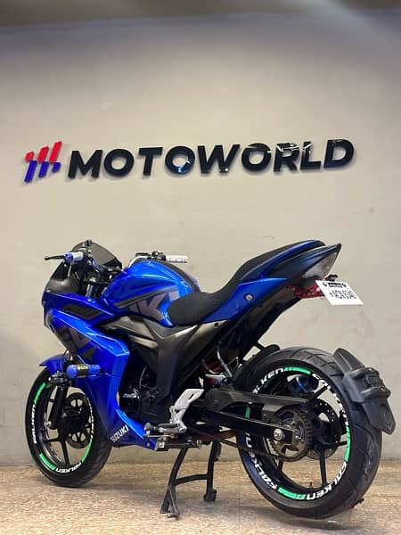 Suzuki gixxer 150cc efi engine ( sports heavy bike) 5