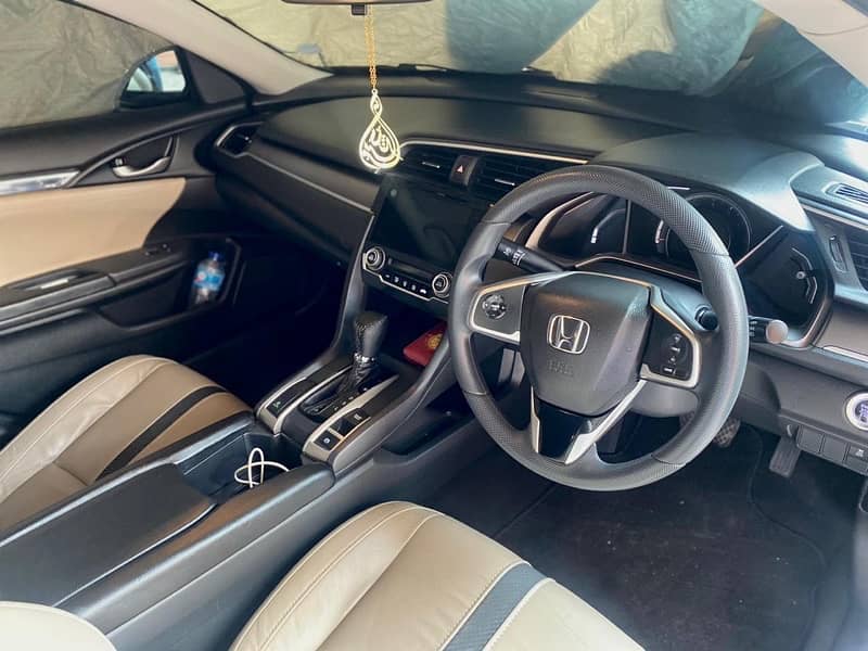 Honda Civic Oriel 2018 6