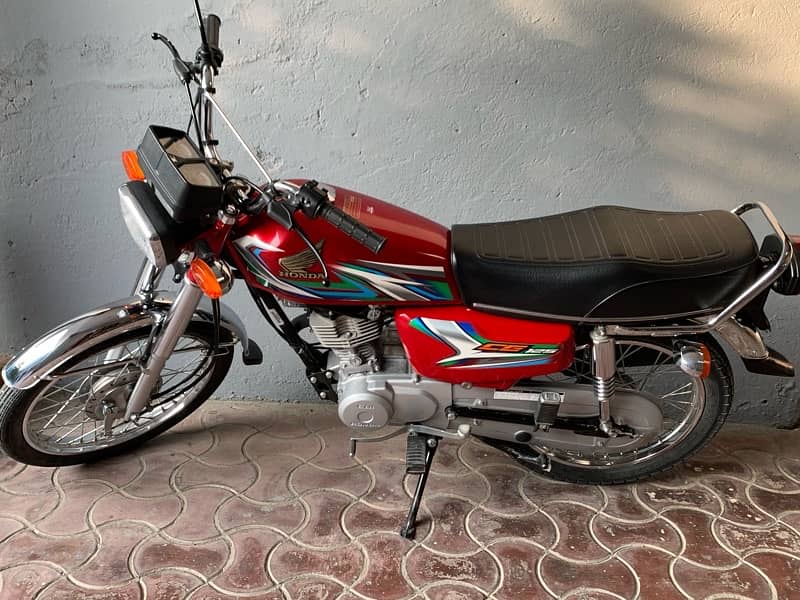 Honda 125 23 model  4880 km chala hova ha 5