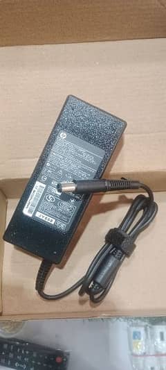 HP Laptop Charger Round Pin 90 Watts