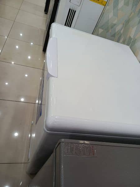 Deep Frezer. . Haier 245 SD 0