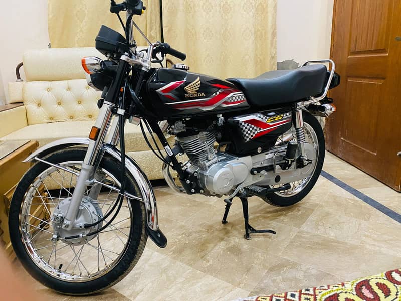 Honda CG 125 2024 1