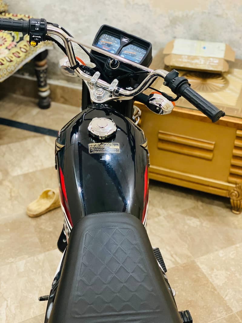 Honda CG 125 2024 7