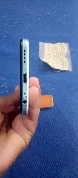 vivo Y21 condition 10 by 9 6