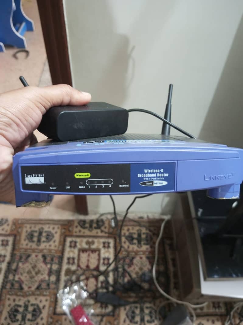 Linksys Cisco router 5