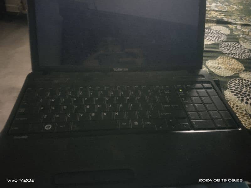 Toshiba laptop urgent sale 3