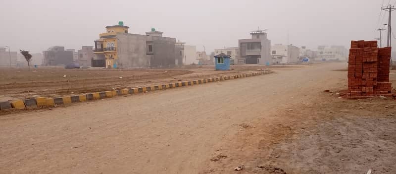 5 MARLA PRIME LOCATION PLOT 258 P IN DHA RAHBAR PHASE 2 2