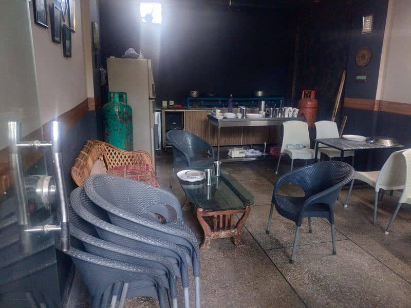 tabal and chairs for sale 1