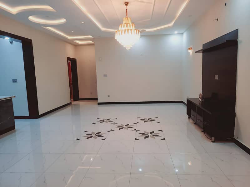 Urgent Sale 12 Marla Triple Storey New House For Sale 25