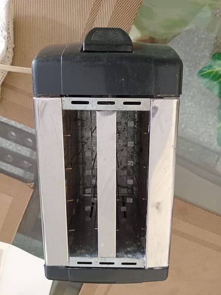 toaster bought from the UK 4