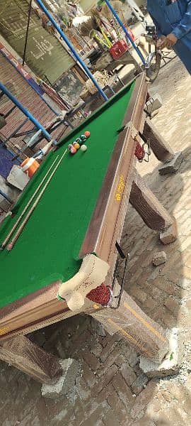 Billiard table. 5