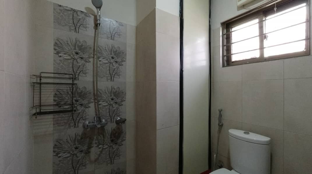 10 Marla 3 Bed Flat For Sale Askari 11 Lahore 8