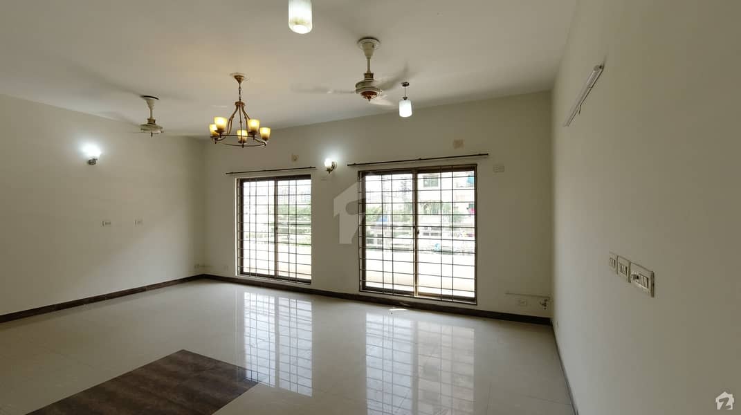 10 Marla 3 Bed Flat For Sale Askari 11 Lahore 21