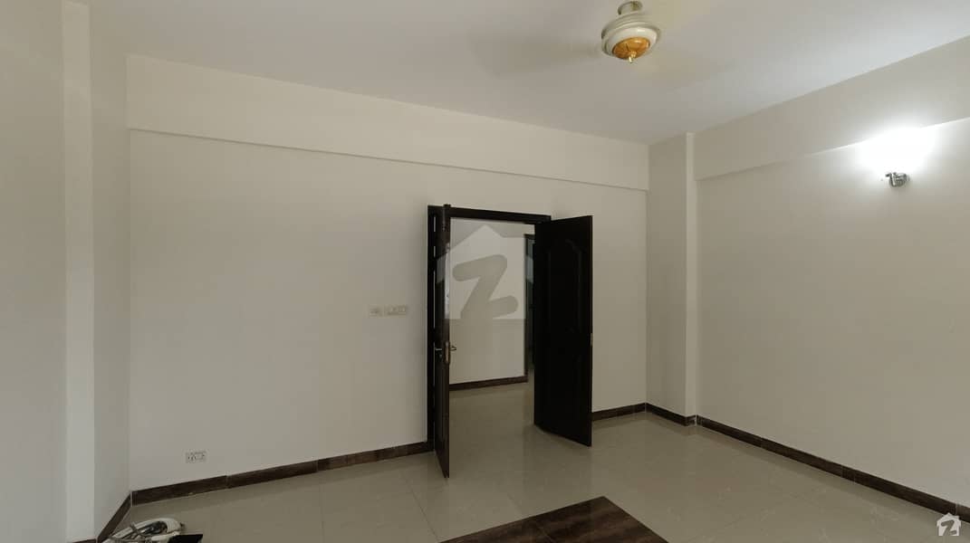 10 Marla 3 Bed Flat For Sale Askari 11 Lahore 23