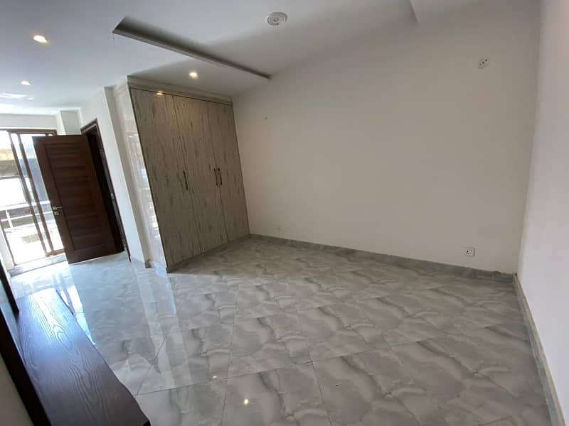 2 Bedroom Flat For Rent In Phase 8 Block Q DHA Lahore 8