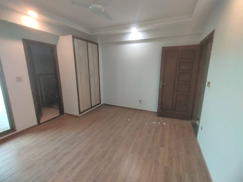 Unfurnished 1 Bedroom For Rent Top City 1 7