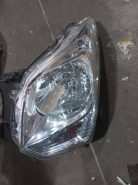 Suzuki WagonR 2018 Headlights 3