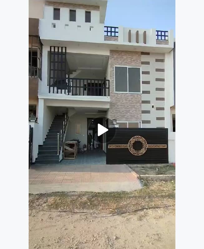 House For Sale In Multi B17 Islamabad Size 5 Marla 12