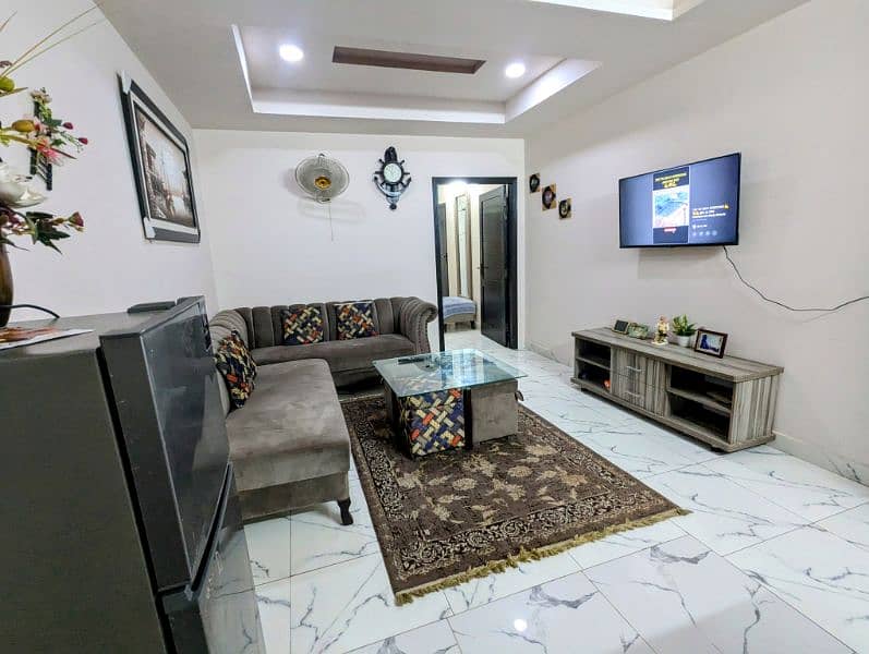 1 BHK luxury For Daily Rent, best Option 4 Families, Couples in E-11 4