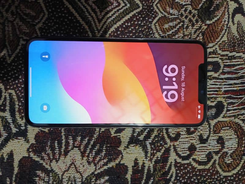 i phone 11 pro max non active 4month sim chalni ha 2