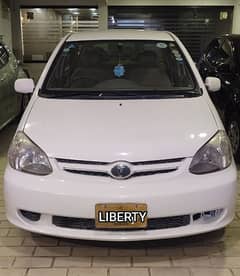 Toyota Platz 2004