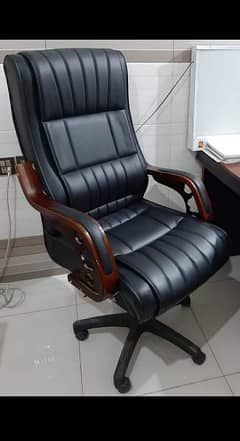 Best Boss chairs for office