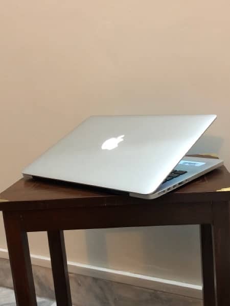 Apple Macbook Air 2015 13inch i5 8GB 128GB 8