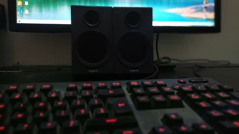 Logitech Z333 2.1 and Creative GigaWorks T20 3