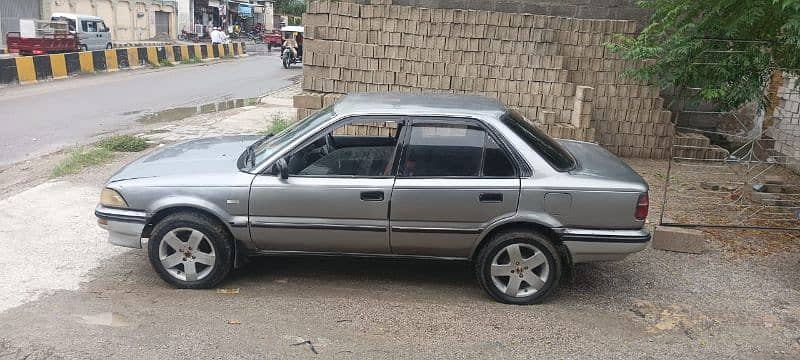 Toyota Corolla XE 1991 10