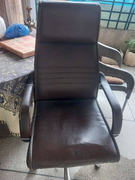 office chair in good condition 0