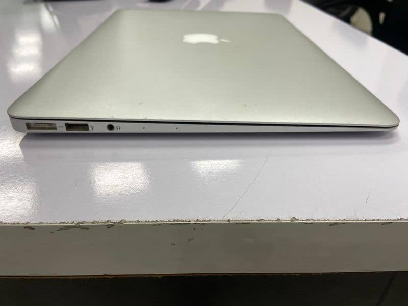 Macbook Air 2017 i5/8gb/500ssd 1