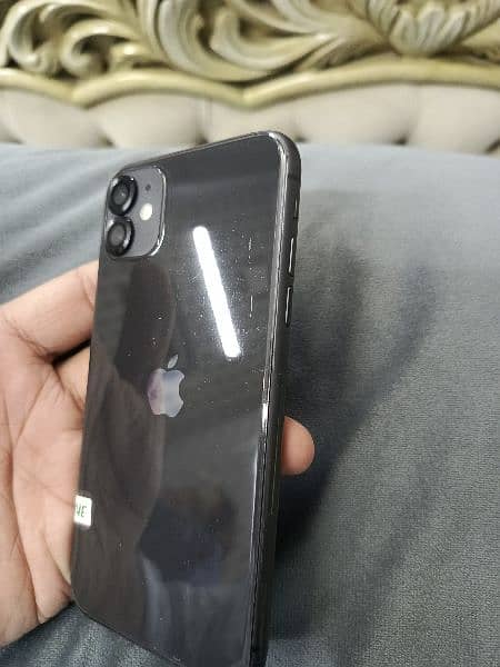 Iphone 11 (64gb) Jv 100 Health Water packed 1