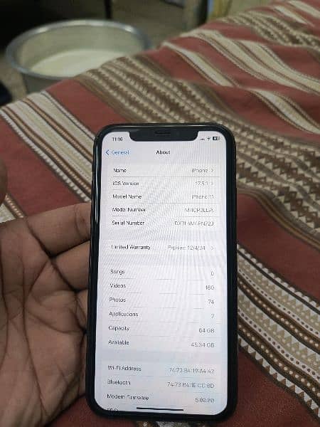 Iphone 11 (64gb) Jv 100 Health Water packed 10