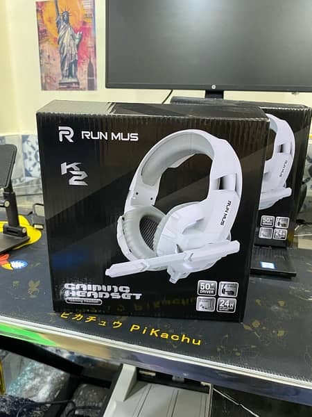 Runmus k2 headphone brand new not used delivery available 032786946 6