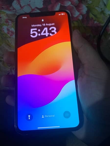 Iphone xsmax 64gb non pta (zong sim working) 1