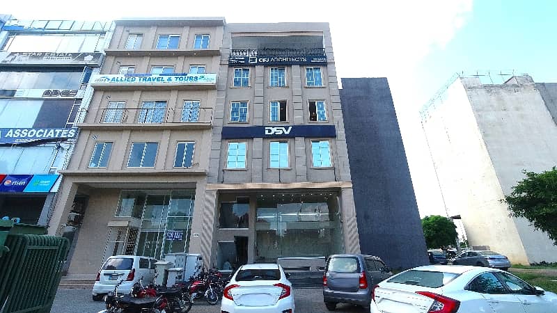 Buying A Prime Location Office In DHA Phase 6 Main Boulevard Lahore? 1