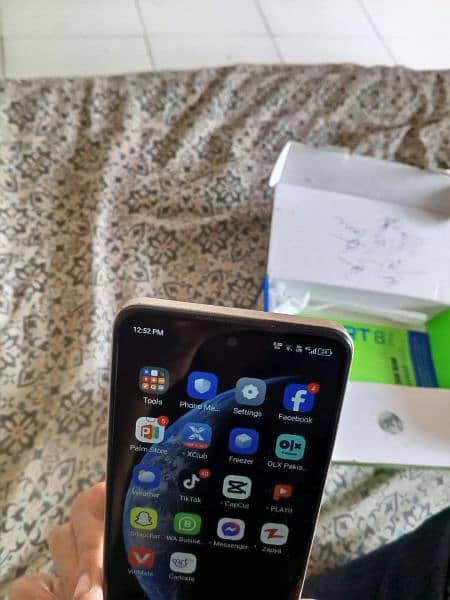 Infinix smart 8 pro 4