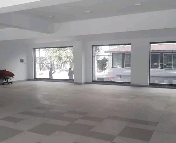 G-10/1 Size 40x80 INT Centre Commercial Plaza 4