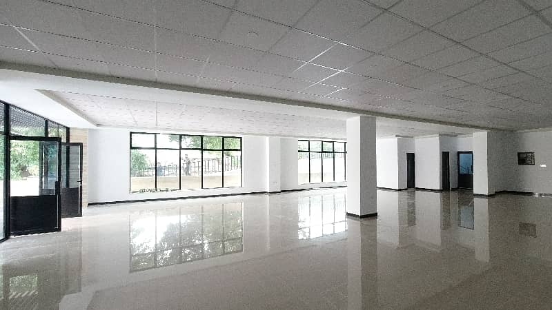 Prime Location 7000 Square Feet Office Available In G-8/1 For rent 14